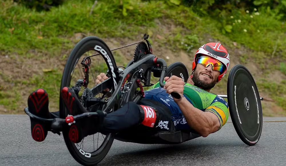 Ulisses Freitas é paracisclista e estudante de medicina da UFS. (Foto: Confederação Brasileira de Ciclismo )